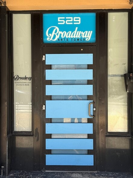 More Photos Of 529 S Broadway, Los Angeles Loft Creative Space For Lease