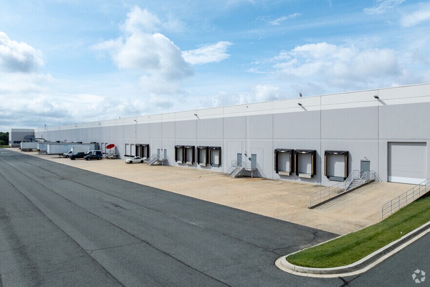 More Photos Of 2201 Lakeside Blvd, Edgewood Warehouse For Lease