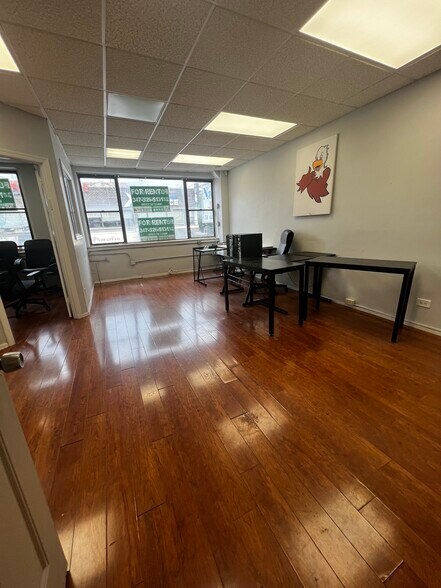 More Photos Of 1688 E 16th St, Brooklyn Office For Lease