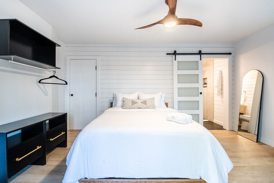 More Photos Of 306 Loch Leven Rd, Lake Arrowhead Hotel For Sale