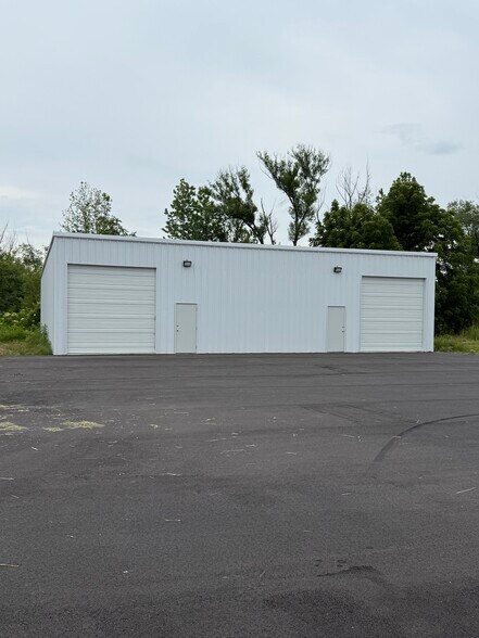 More Photos Of 4781 AR-319, Austin Flex For Lease
