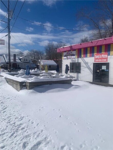 More Photos Of 9495 Route 32, Freehold Restaurant For Sale