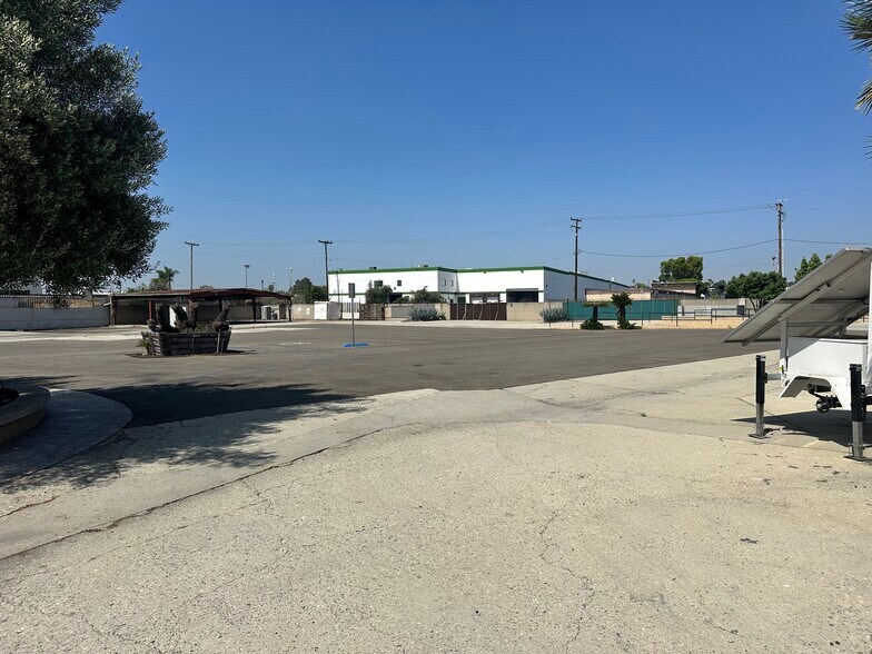 More Photos Of 8228 Whittier Blvd, Pico Rivera Warehouse For Sale