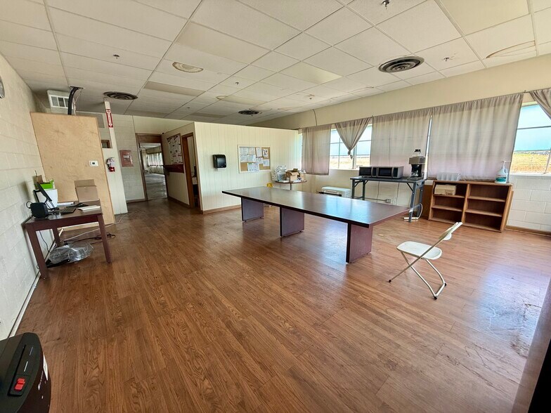 More Photos Of 13343 Interstate 20 E, Tyler Warehouse For Lease