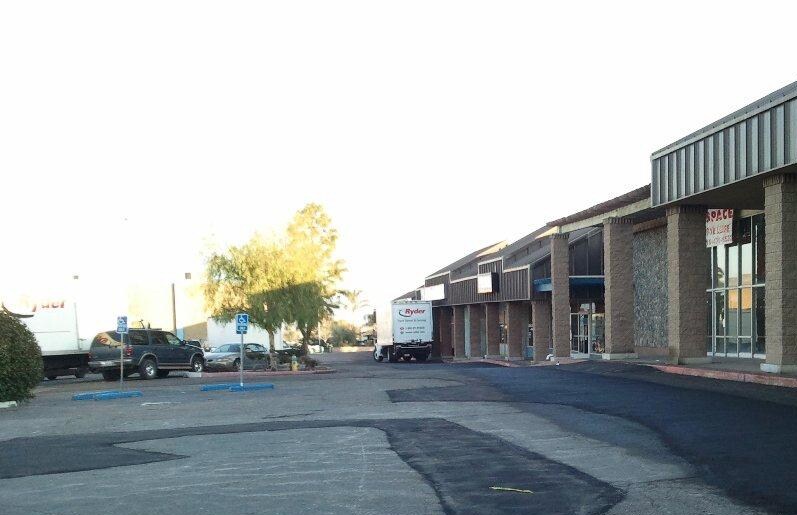 More Photos Of 415-417 Finley Dr, Taft Unknown For Lease