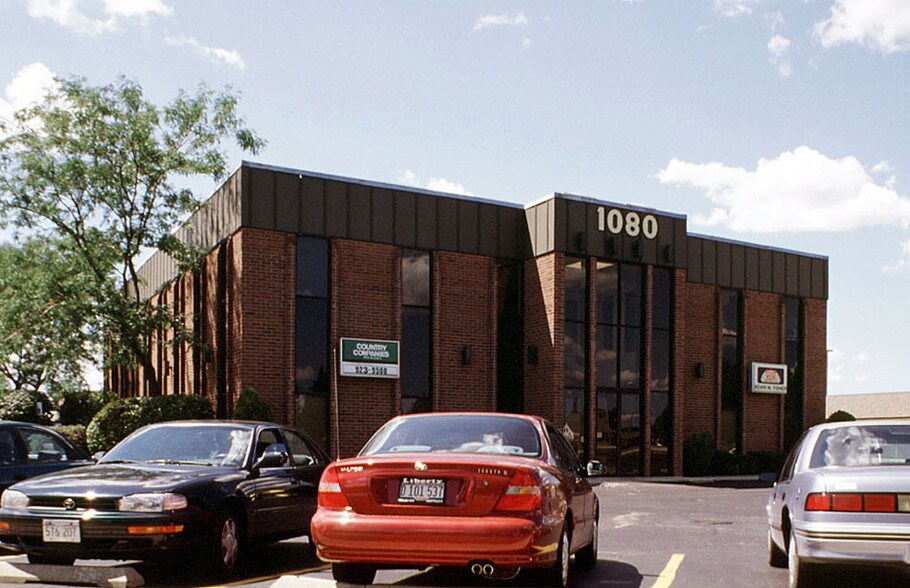 More Photos Of 1080 Nerge Rd, Elk Grove Village Office For Lease
