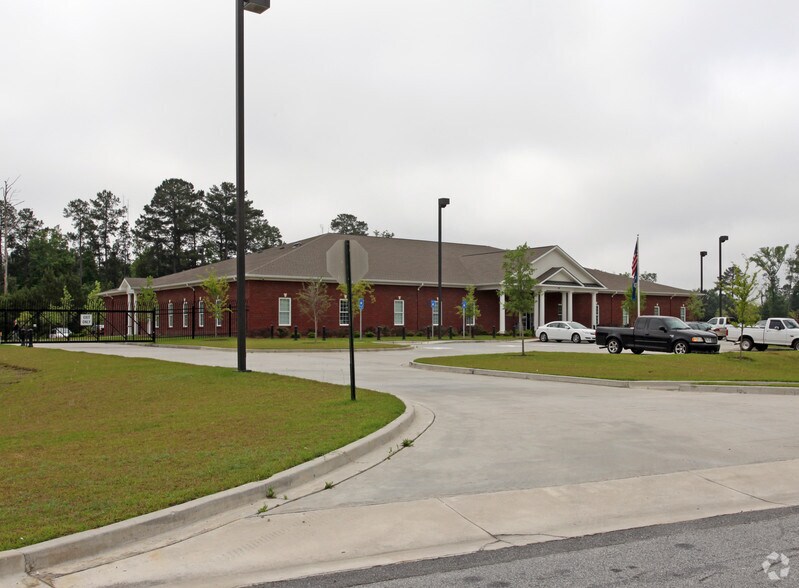 Primary Photo Of 139 Southern Blvd, Savannah Office For Sale