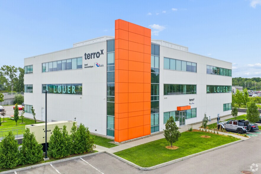 More Photos Of 3105 Pl Louis-R.-Renaud, Laval Office For Sale