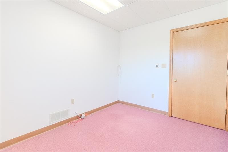 More Photos Of 1027 W Main St, Mount Pleasant Medical For Sale