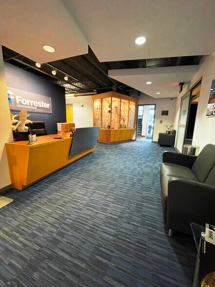 More Photos Of 12231 Parklawn Dr, Rockville Office For Sale