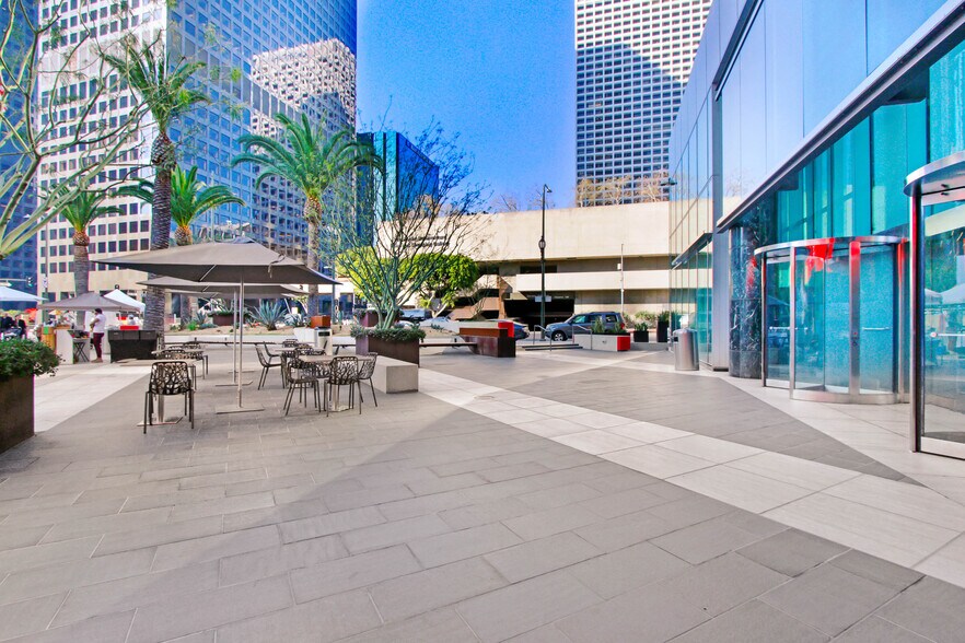 More Photos Of 444 S Flower St, Los Angeles Office For Lease