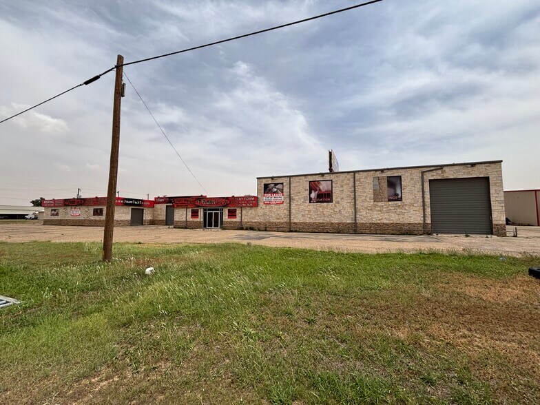 Primary Photo Of 10101 Highway 87, Lubbock Warehouse For Sale