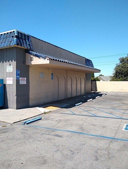 More Photos Of 7431-7451 Cerritos Ave, Stanton Unknown For Lease