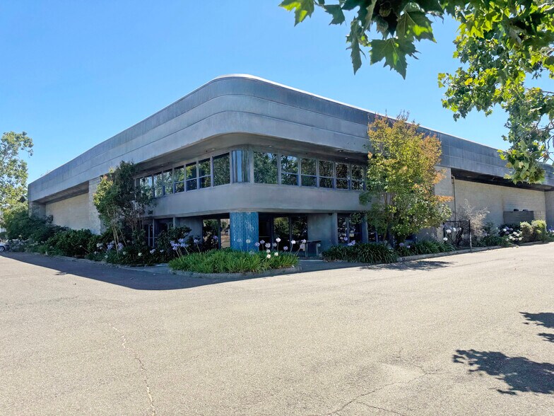 Primary Photo Of 2811 Dowd Dr, Santa Rosa Office For Lease
