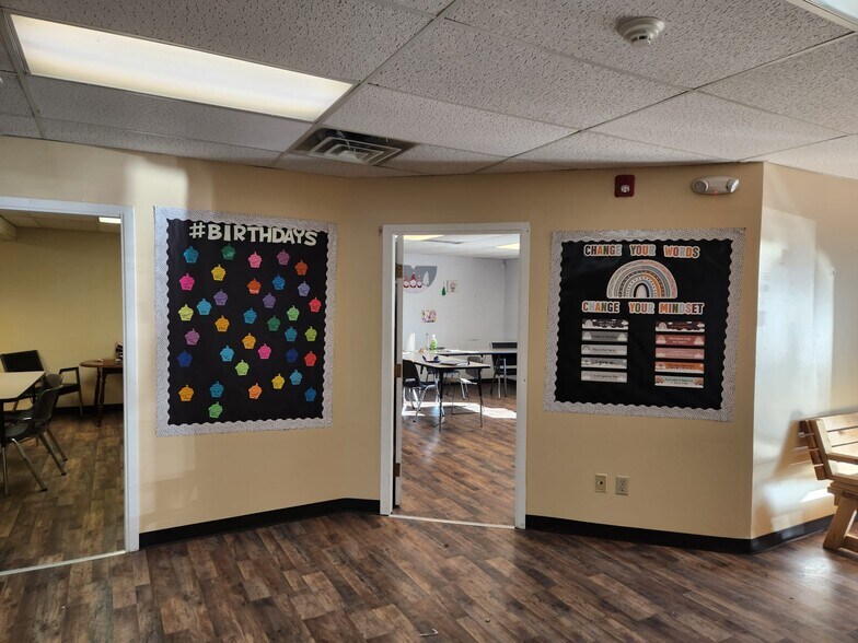 More Photos Of 743 Columbia Tpke, East Greenbush Medical For Lease