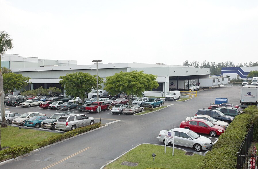 More Photos Of 1800 NW 89th Pl, Miami Refrigeration Cold Storage For Lease