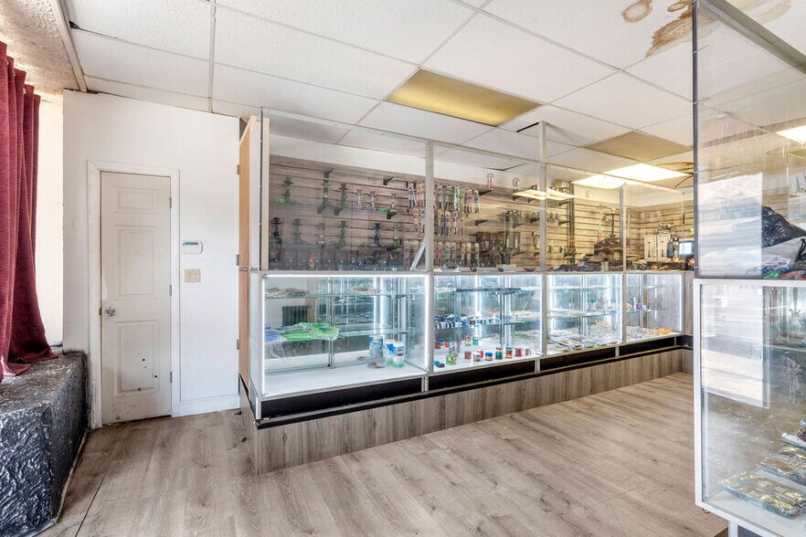 More Photos Of 415 Jersey St, Staten Island Multifamily For Sale