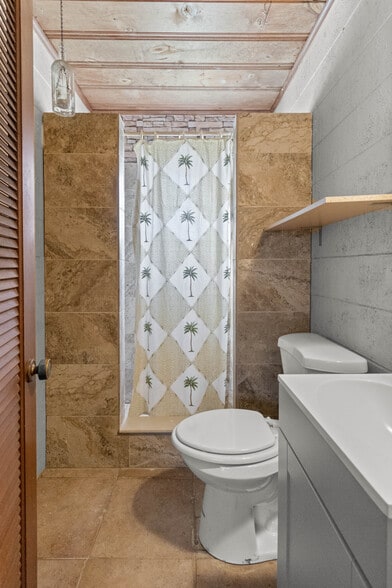 More Photos Of 6808 Lake Griffin Rd, Lady Lake Hotel For Sale