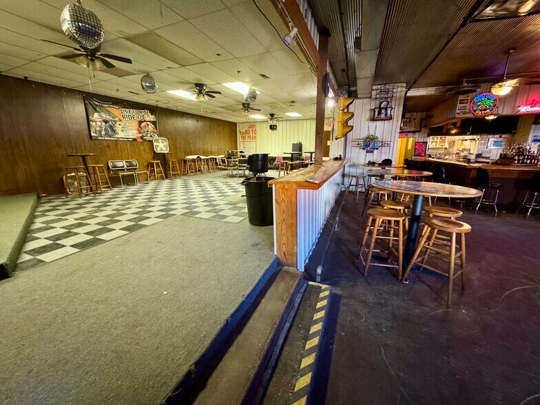 More Photos Of 503 E Main St, Medaryville Restaurant For Sale