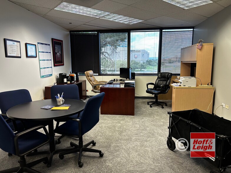 More Photos Of 1873 S Bellaire St, Denver Office For Lease