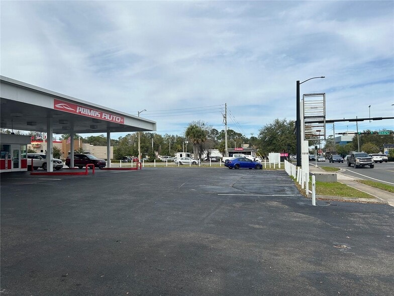More Photos Of 1516 N Main St, Gainesville Auto Dealership For Sale