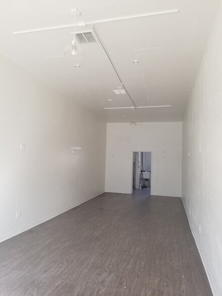 More Photos Of 5275-5287 W Pico Blvd, Los Angeles General Retail For Sale