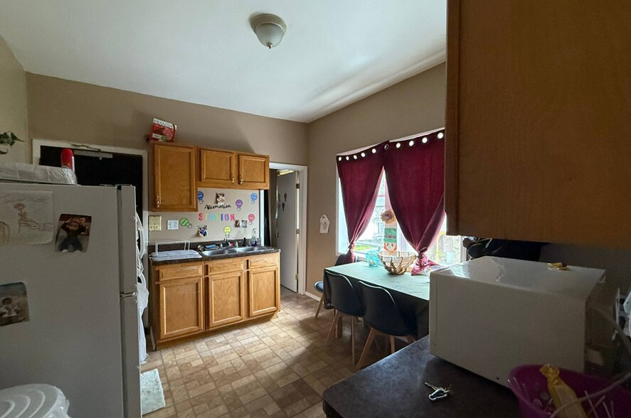 More Photos Of 348-352 Genesee St, Rochester Apartments For Sale
