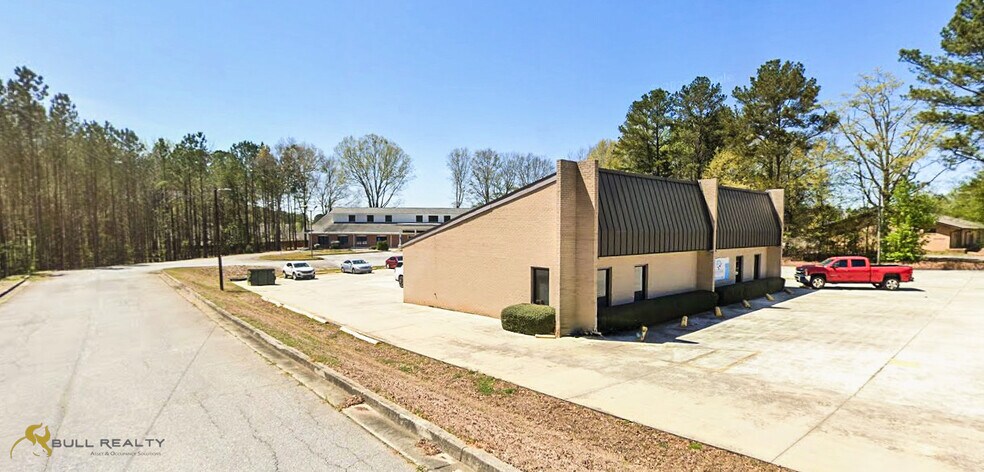 More Photos Of 704 Breedlove Dr, Monroe Medical For Sale