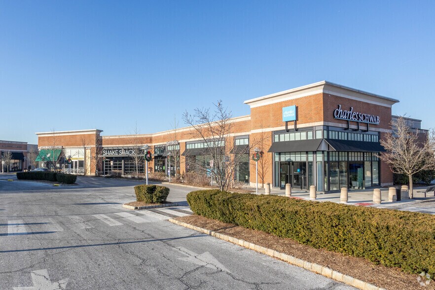 Primary Photo Of 610 Commons Way, Bridgewater Storefront For Lease