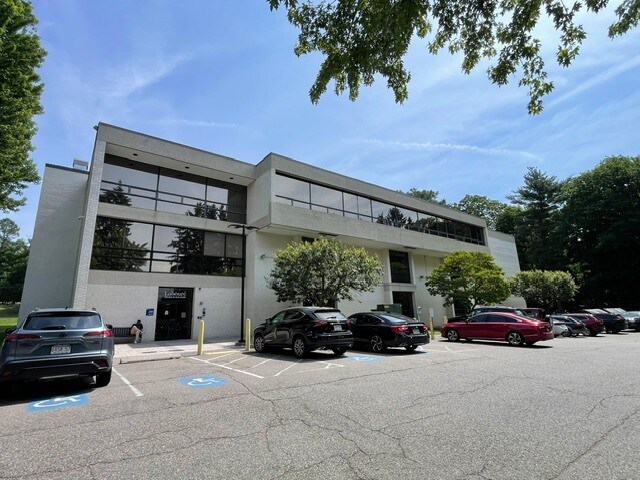 More Photos Of 303 Adams St, Milton Schools For Sale