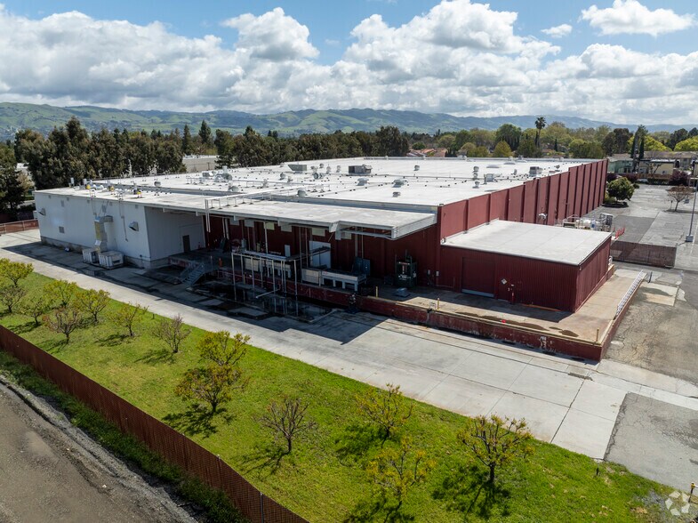 More Photos Of 1885 Las Plumas Ave, San Jose Food Processing For Sale