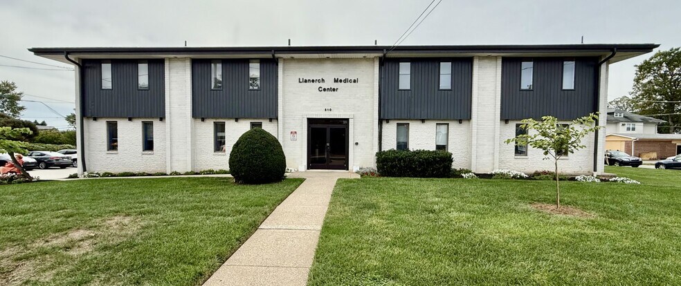 More Photos Of 510 Darby Rd, Havertown Medical For Sale