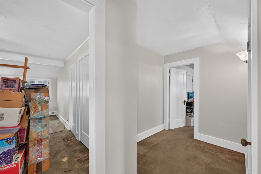 More Photos Of 119 S Adams St, Glendale Multifamily For Sale