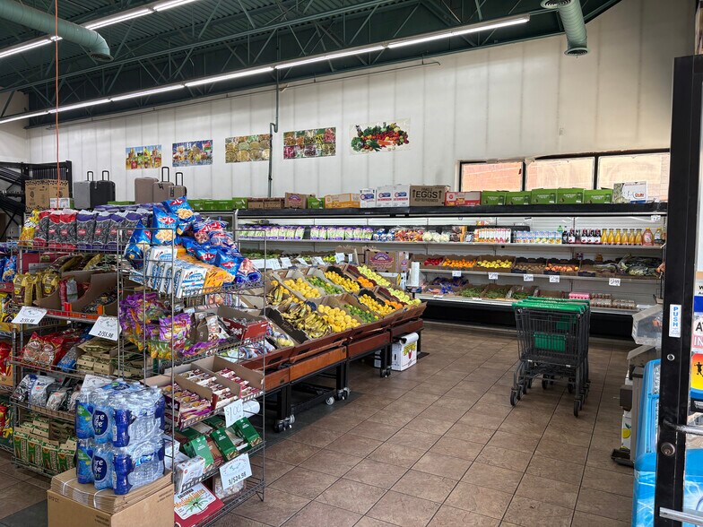 More Photos Of 37821 Mound Rd, Sterling Heights Freestanding For Lease