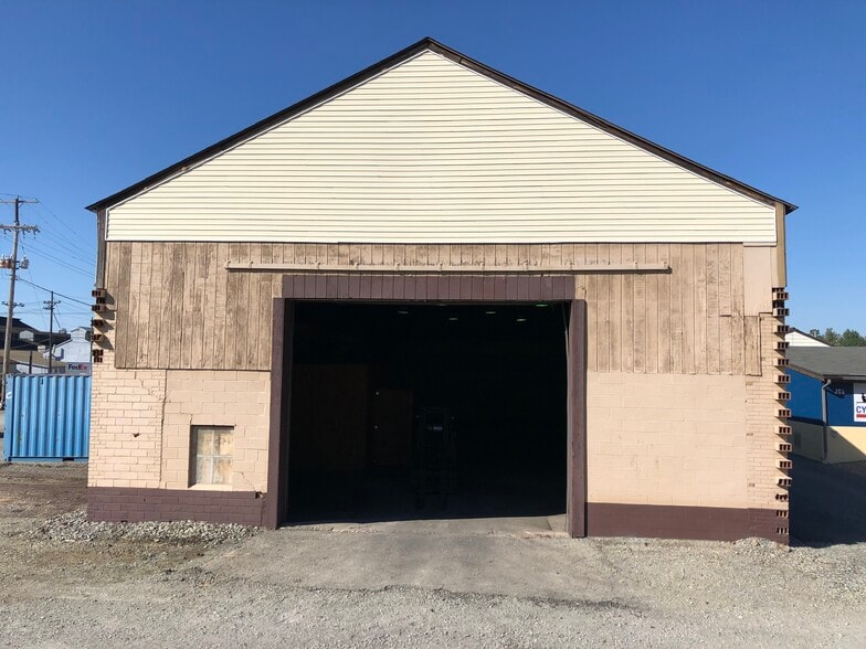 More Photos Of 4728 State Route 982, Latrobe Manufacturing For Lease