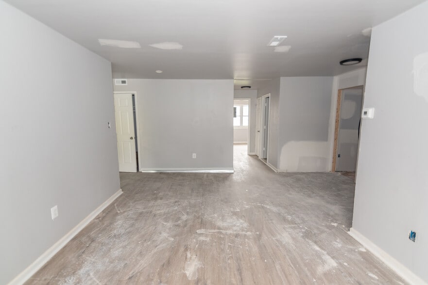 More Photos Of 4907-4921 Frederick Ave, Baltimore Apartments For Sale