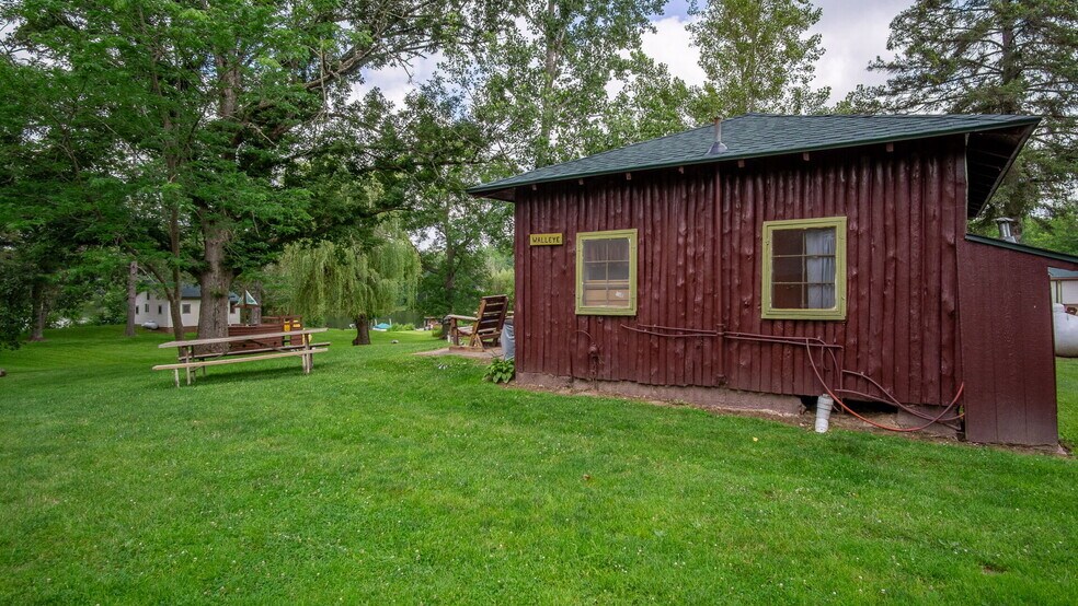 More Photos Of N1107 Roses Resort Rd, Weyerhaeuser Trailer Camper Park For Sale