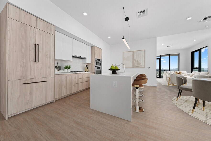 More Photos Of 817 N 6th St, Phoenix Apartments For Lease