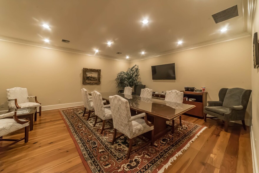 More Photos Of 1414 25th Ave, Gulfport Medical For Lease