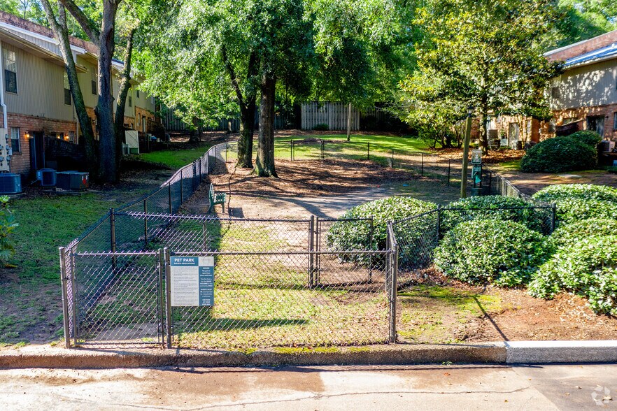 More Photos Of 5453 Old Shell Rd, Mobile Apartments For Sale