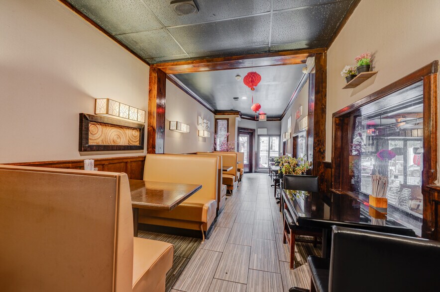 More Photos Of 1150 Chapel St, New Haven Restaurant For Sale