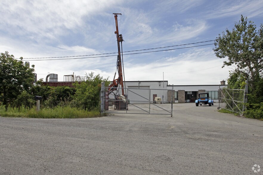 Primary Photo Of 60 Mcdonald St, King Warehouse For Lease