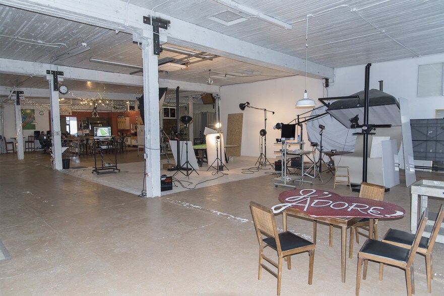 More Photos Of 5531 Airport Way S, Seattle Warehouse For Lease