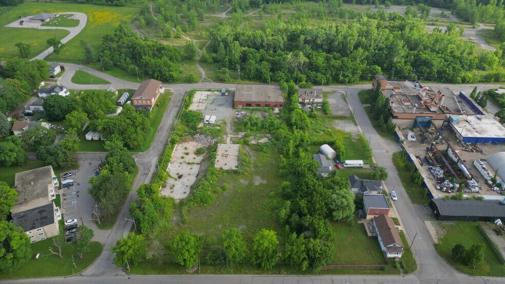 More Photos Of 4415 Buttrey St, Niagara Falls Land For Sale