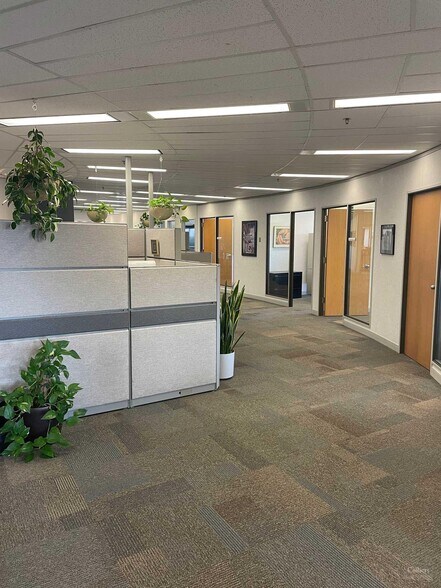 More Photos Of 2055 Albert St, Regina Office For Sale