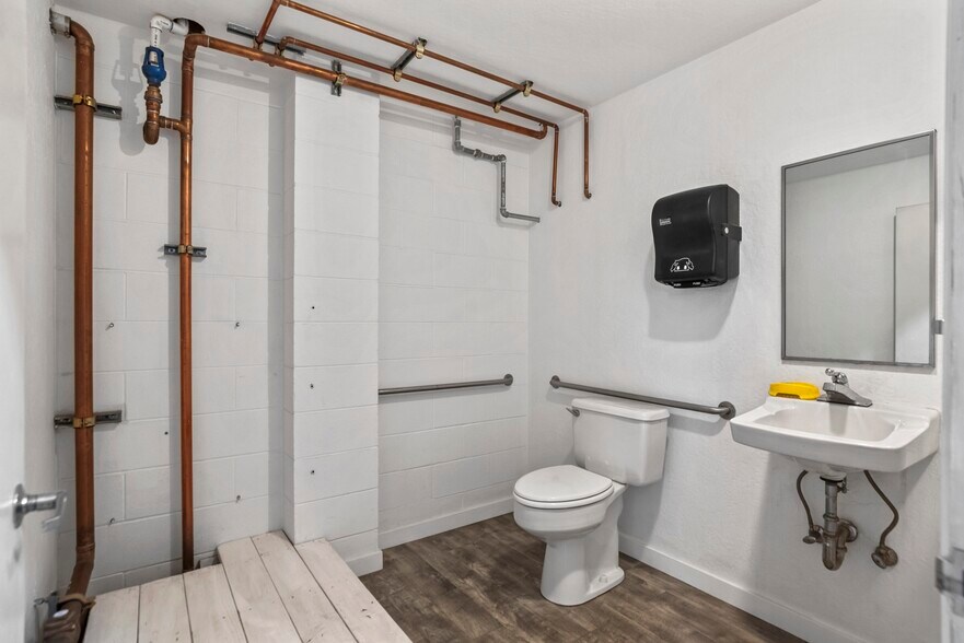 More Photos Of 48 Laurel St, Redwood City Service For Sale