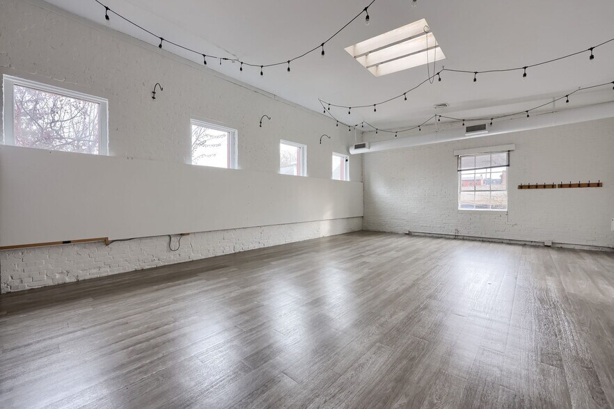 More Photos Of 226 N Arch St, Lancaster Loft Creative Space For Sale