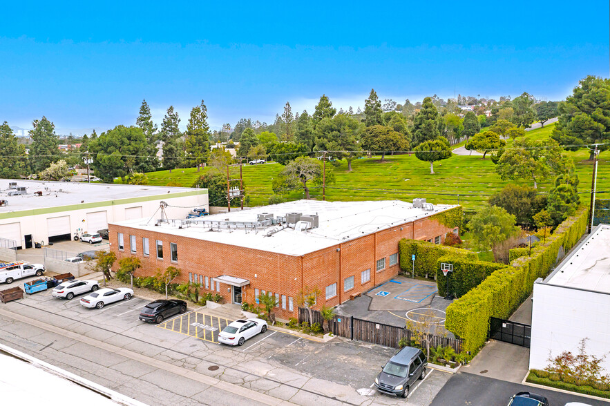 Primary Photo Of 11240 Playa Ct, Culver City Loft Creative Space For Sale