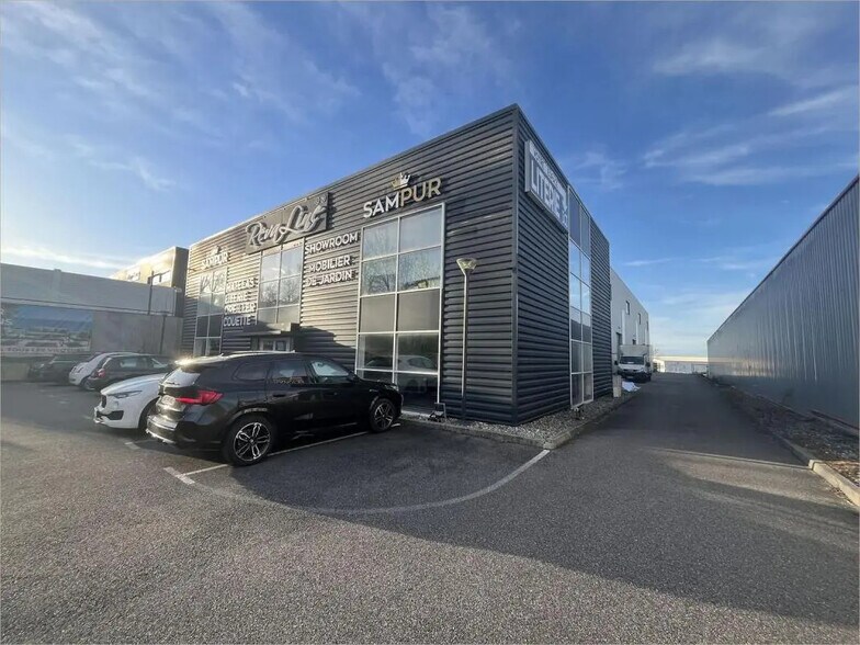 More Photos Of 19 Impasse De Castelviel, Rouffiac-Tolosan Flex For Lease