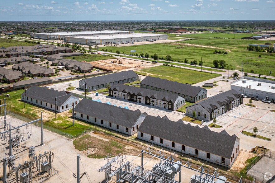 More Photos Of 2035 N Mason Rd, Katy Medical For Lease